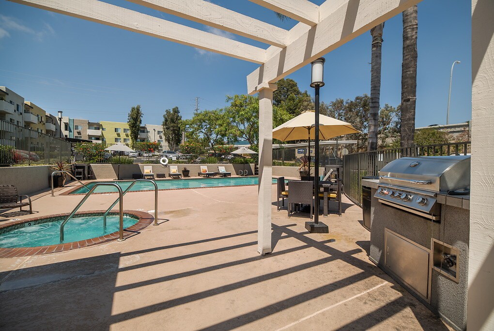 Mira Monte Apartments in San Diego, CA Westside Rentals
