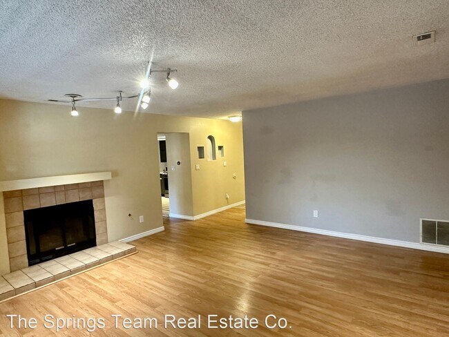 Foto del edificio - 3 br, 3 bath House - 6977 Gayle Lyn Lane