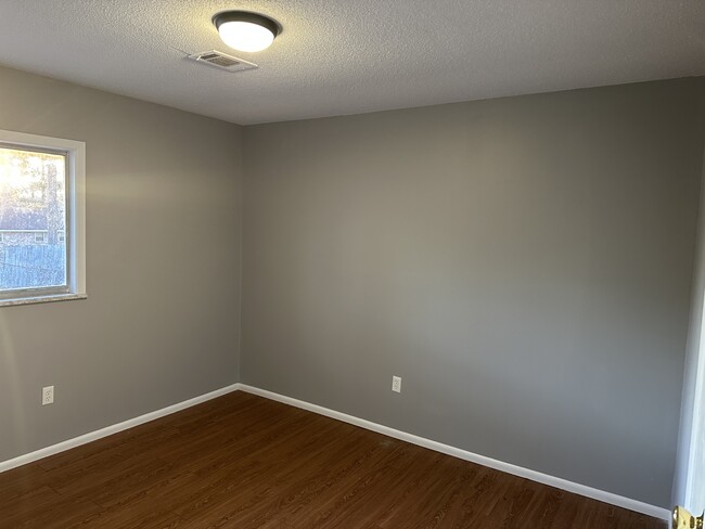 Foto del edificio - 1612 Tanglewood Dr