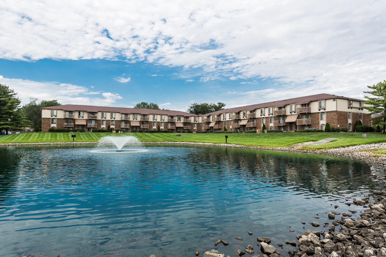 Vista al lago desde el complejo - Pheasant Run