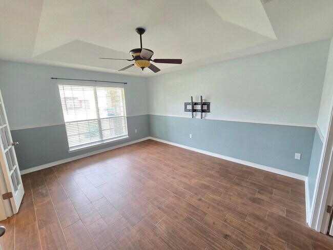 Foto del edificio - 9342 Pouder Ln