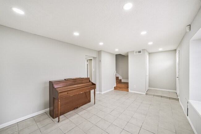 Foto del edificio - 7059 Chasewood Dr