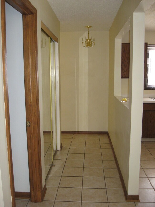 Building Photo - 7291 Bagpipe Blvd