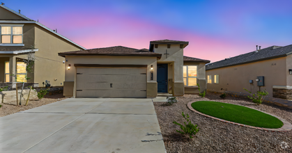 Building Photo - 51025 Sand Verbena Ave