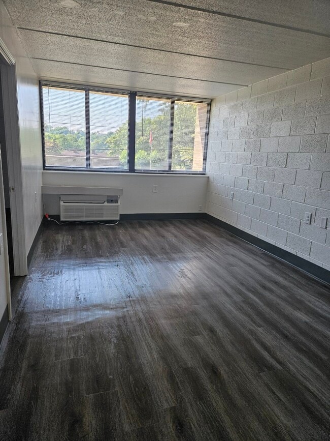Building Photo - Morningside Gardens Apartments
