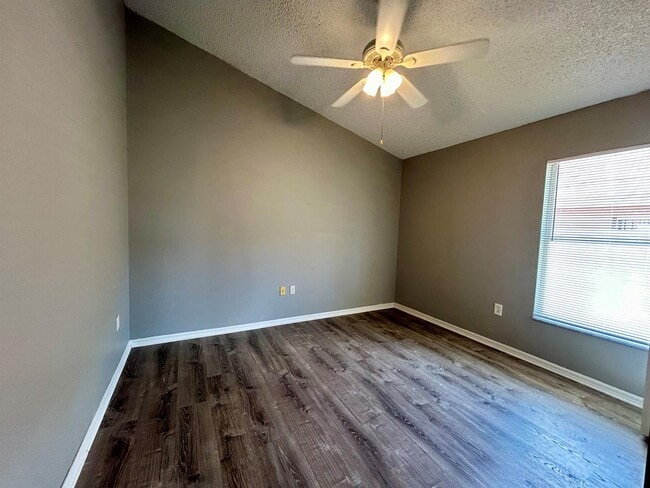 Photo - 138 Sir Phillips Dr (Davenport, FL) House