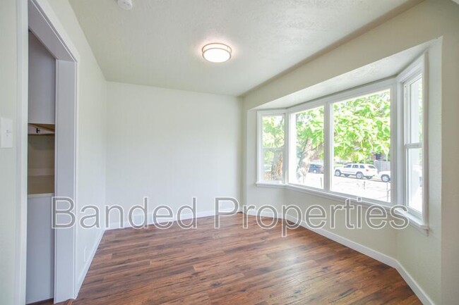 Building Photo - 1514 West 700 S