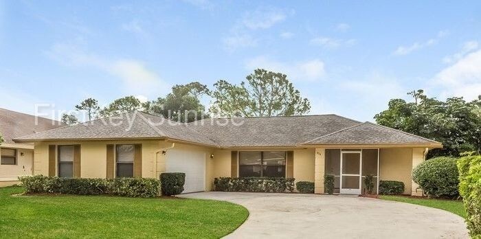Foto principal - 974 Cosmos Ct