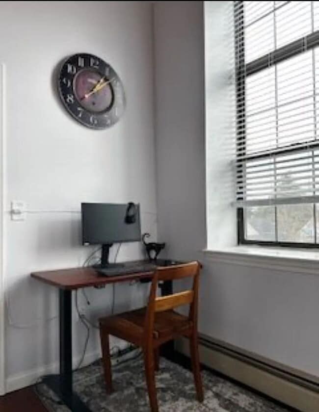Building Photo - 1 bed 1 bath unit in a historic mill build...