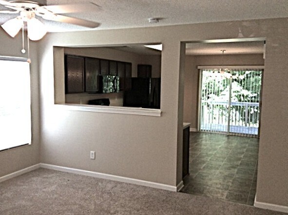 Building Photo - 2665 Pebble Meadow Ln