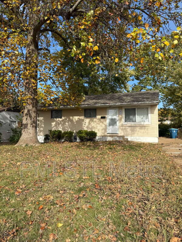 Primary Photo - 205 Grampian Rd