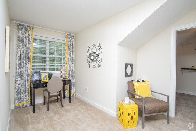 3BR, 3.5BA - 2071SF - Gables Montclair Apartments