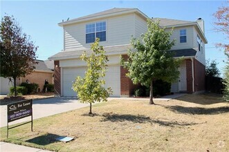 Building Photo - 12169 Thicket Bend Dr