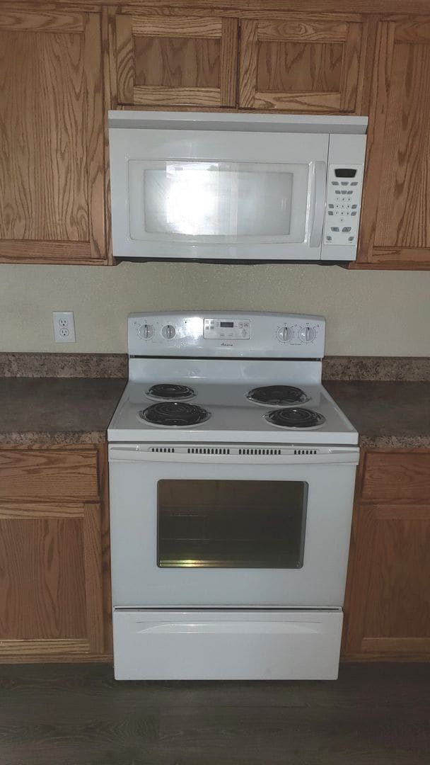 Foto del edificio - 3 bedroom Rental