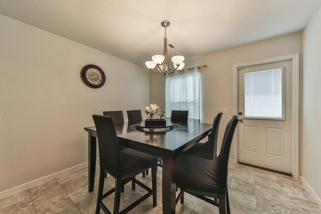 Foto del edificio - 15411 Sienna Peak Ln