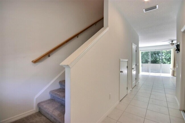 Building Photo - 6409 Fairmont Ln