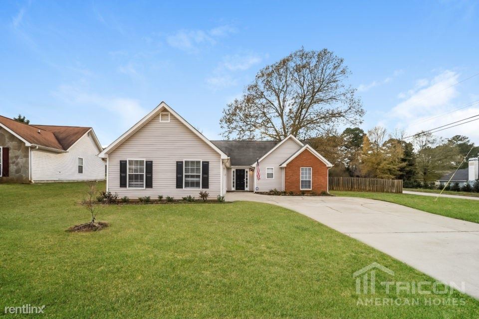 325 Plantation Blvd, Stockbridge, GA 30281 House Rental in