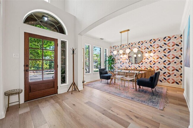 Building Photo - 5913 Terravista Dr