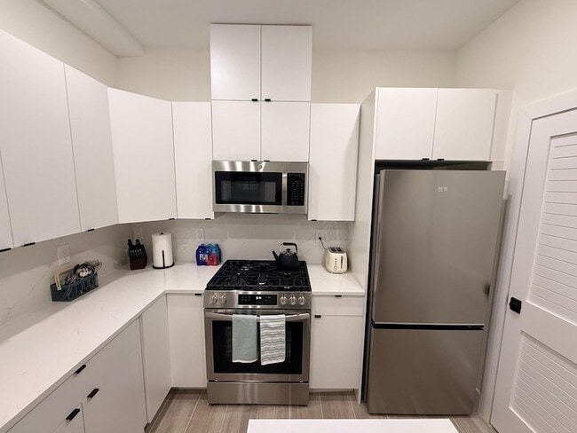 Photo - 27 Graham St House