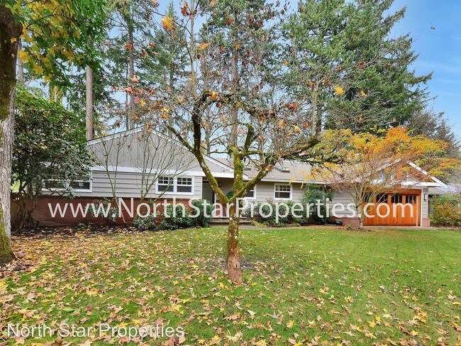 Foto del edificio - 4 br, 3 bath House - 1051 Sunningdale Rd