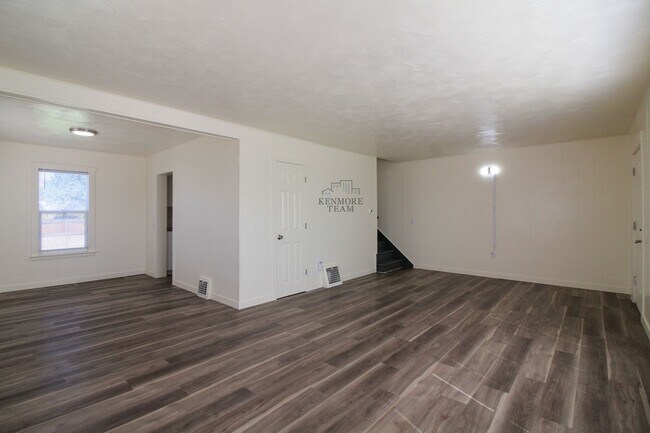 Foto del edificio - 3 Bedroom, 2 Bath Duplex in Central Richland