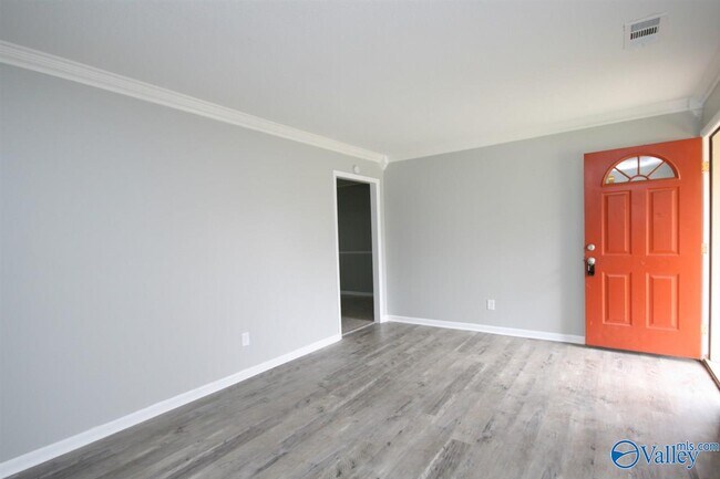 Foto del edificio - 3414 Deerfield Rd NW