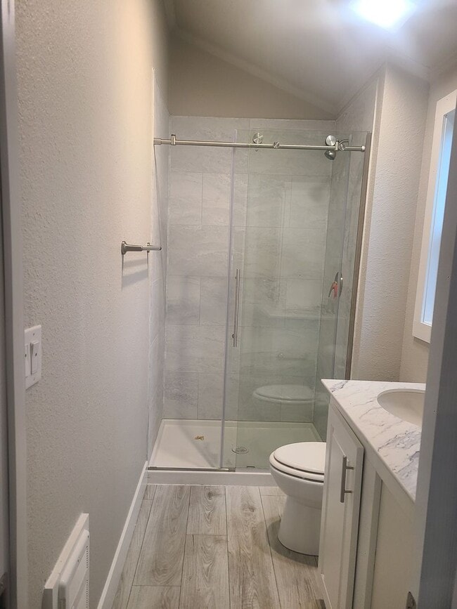 Foto del edificio - 55+ neighborhood. Light, bright, and move-in ready!