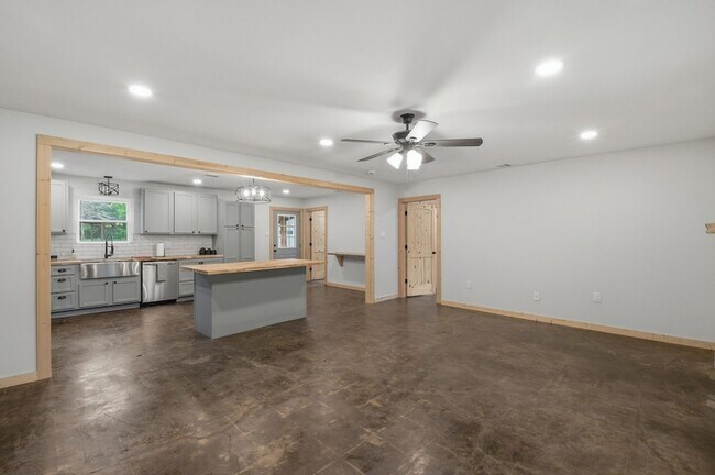 Foto del edificio - 509 Co Rd 2271