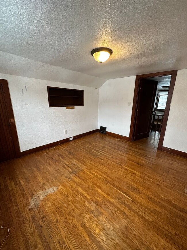 Foto del edificio - 725 24th St N