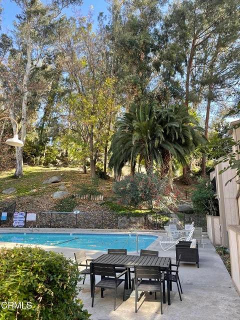 Building Photo - 600 Central Ave