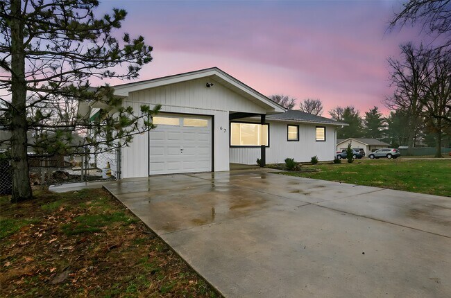 Building Photo - 67 Strecker Rd