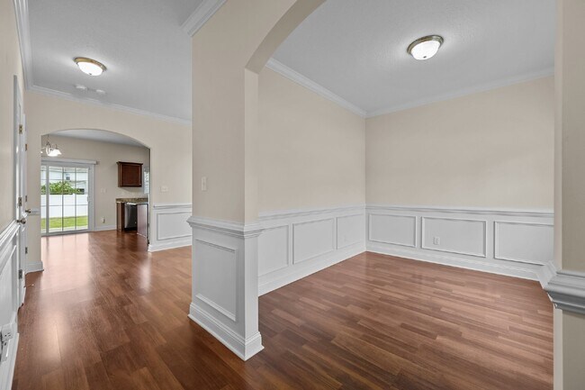 Building Photo - 304 Little Egret Ln