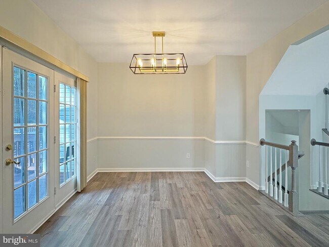 Foto del edificio - 25415 Morse Dr