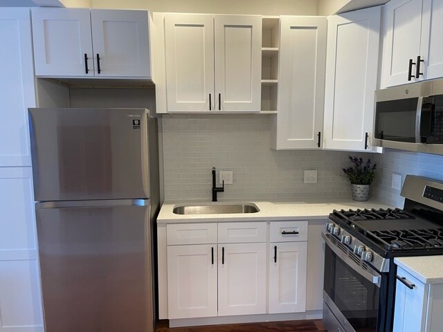 Foto del edificio - 5252 N Western Ave