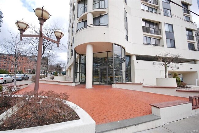 Foto del edificio - 10 Cottage Pl
