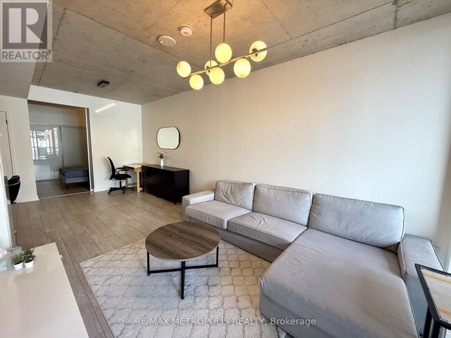 Building Photo - 30 Baseball Pl