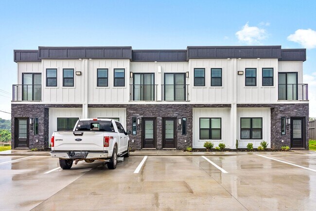 Foto del interior - Hickory Grove Blvd - 111