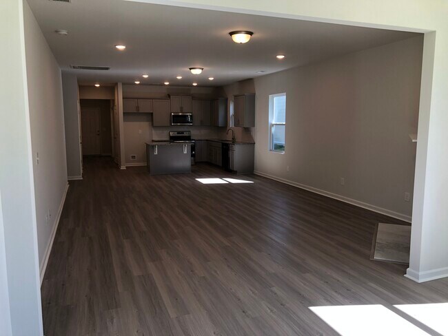Building Photo - 2828 Campanella Dr