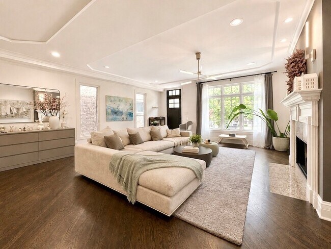 Foto del edificio - 4444 N Winchester Ave