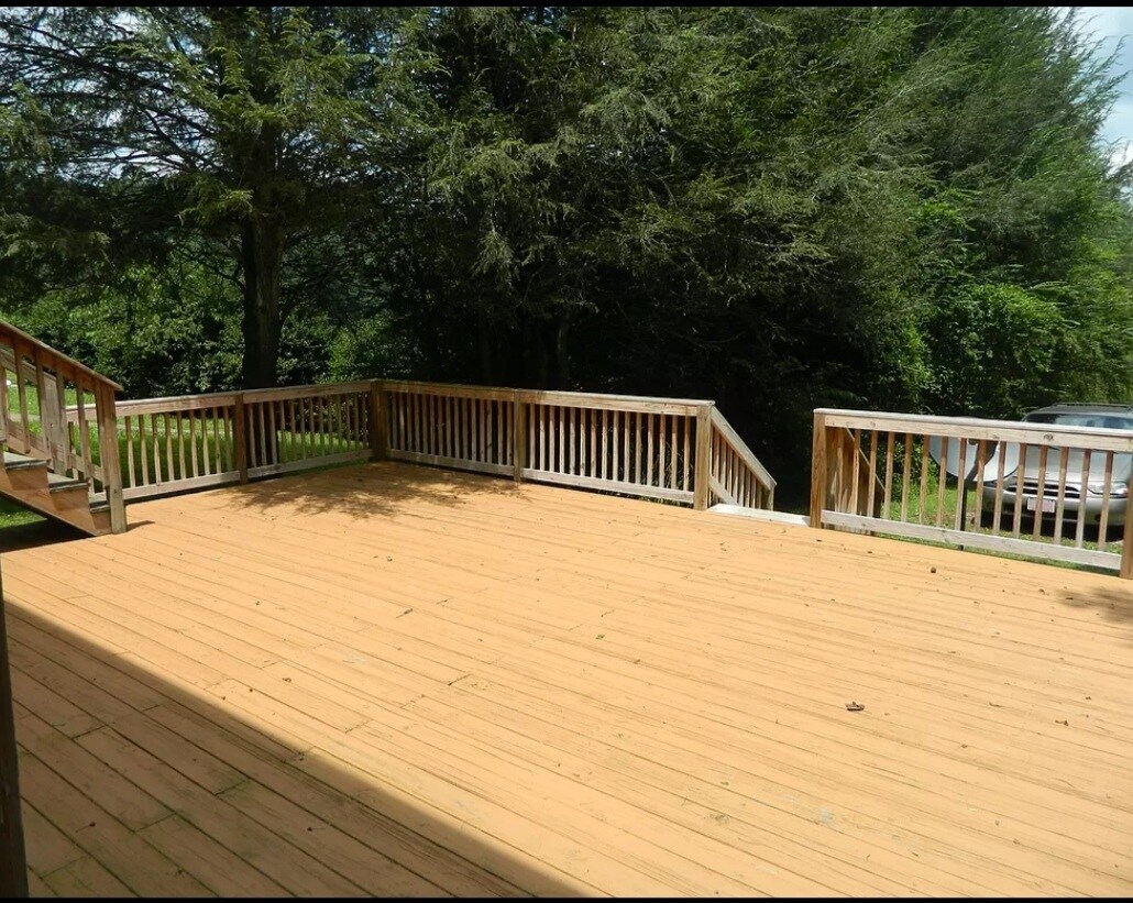 Cubierta - 323 Parker Farm Rd