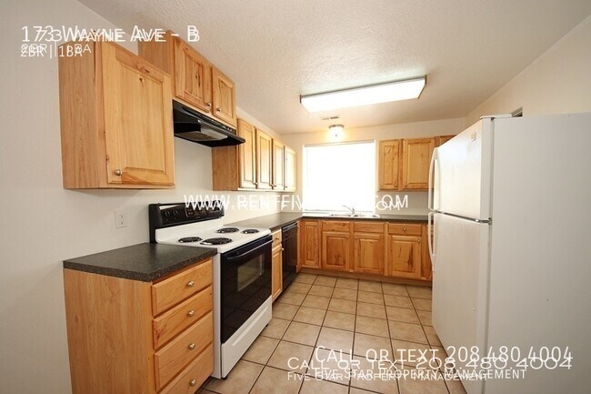 Foto del edificio - 173 Wayne Ave