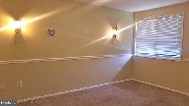 Photo - 572 Wilson Bridge Dr Apartment