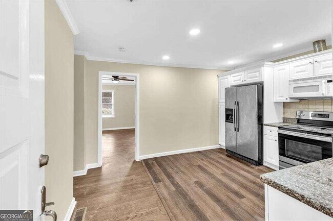 Building Photo - 471 Hammond Dr