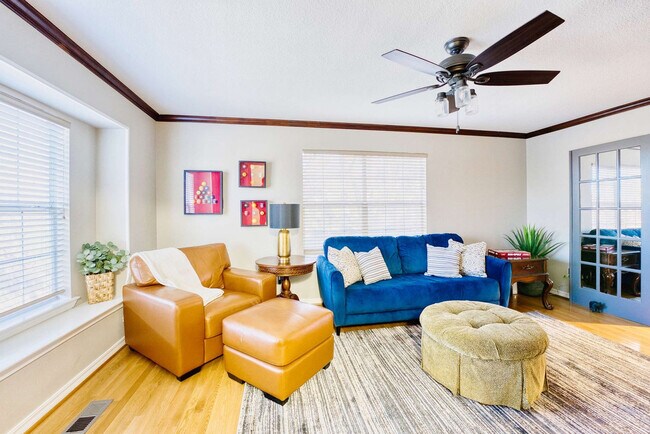 Foto del edificio - 1072 Valley View Dr