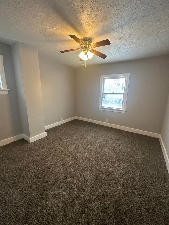 Foto del edificio - 4bd Single Garfield Cash Pay