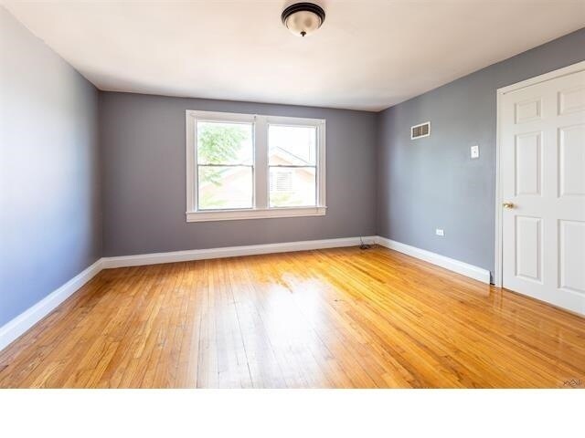 Foto del edificio - 7596 W Park Ave