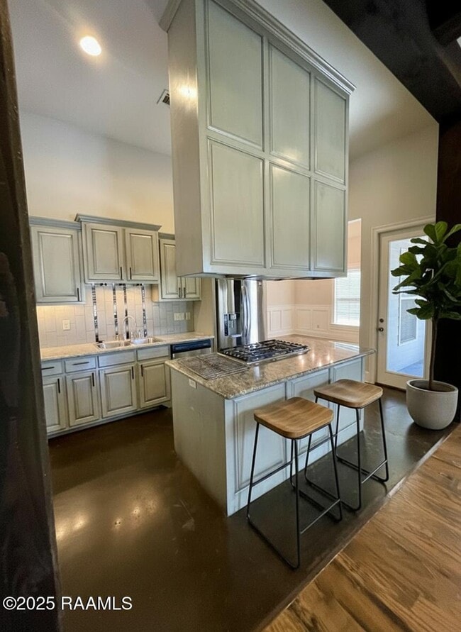 Foto del edificio - 218 Brightwood Dr