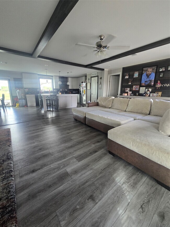 Building Photo - 10211 FM 1458 Rd