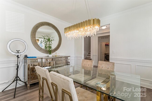 Foto del edificio - 116 Farrier Ln