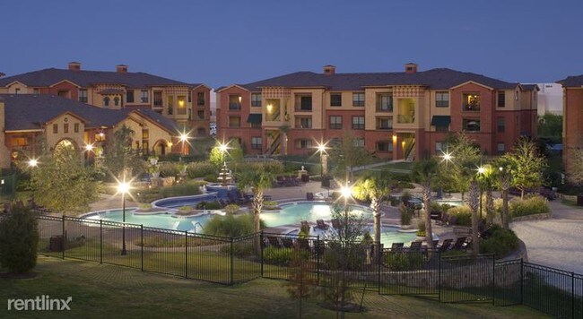 Building Photo - 650 Leora Ln